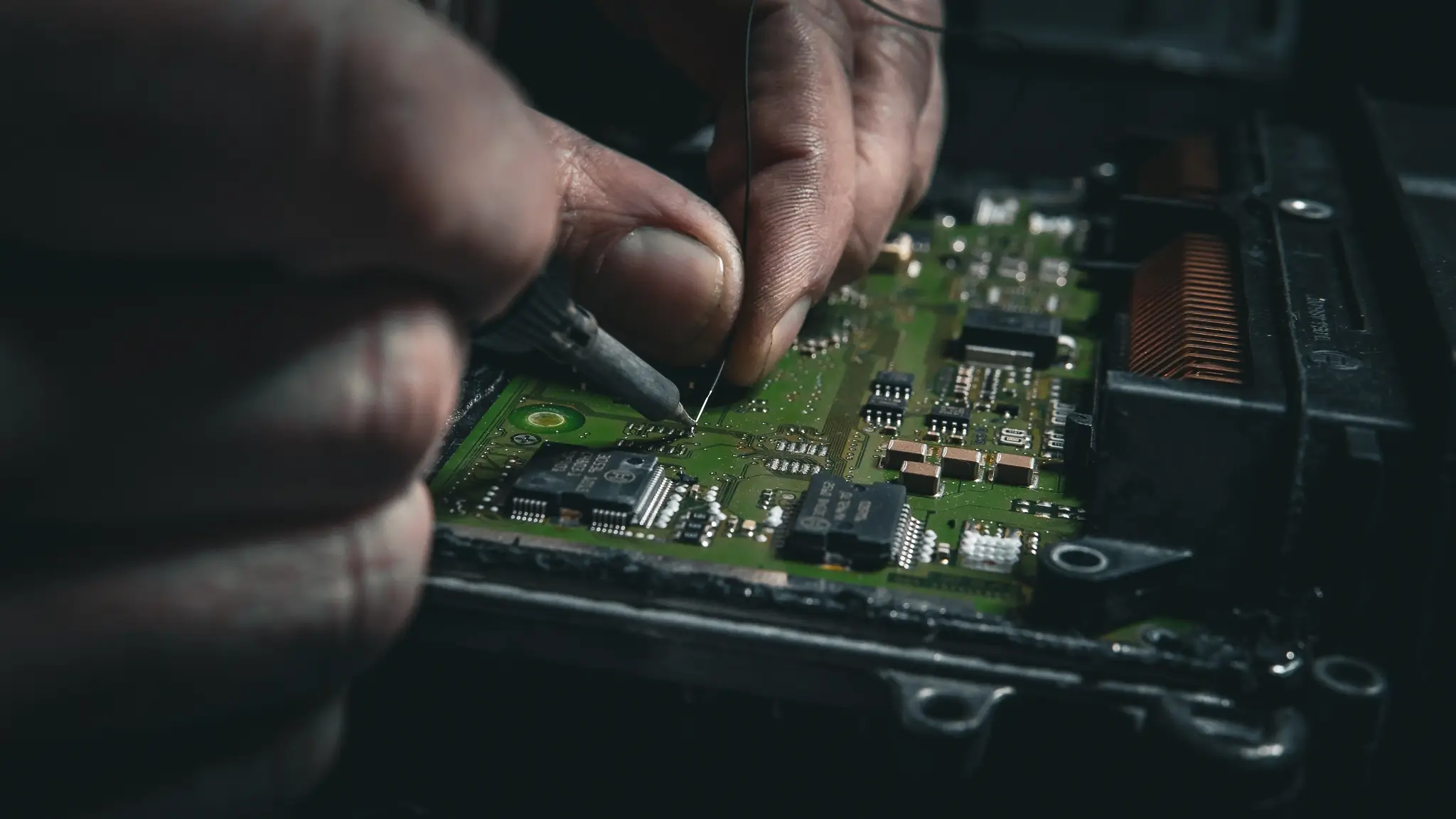 Calculateur moteur reparation guide 1 2048