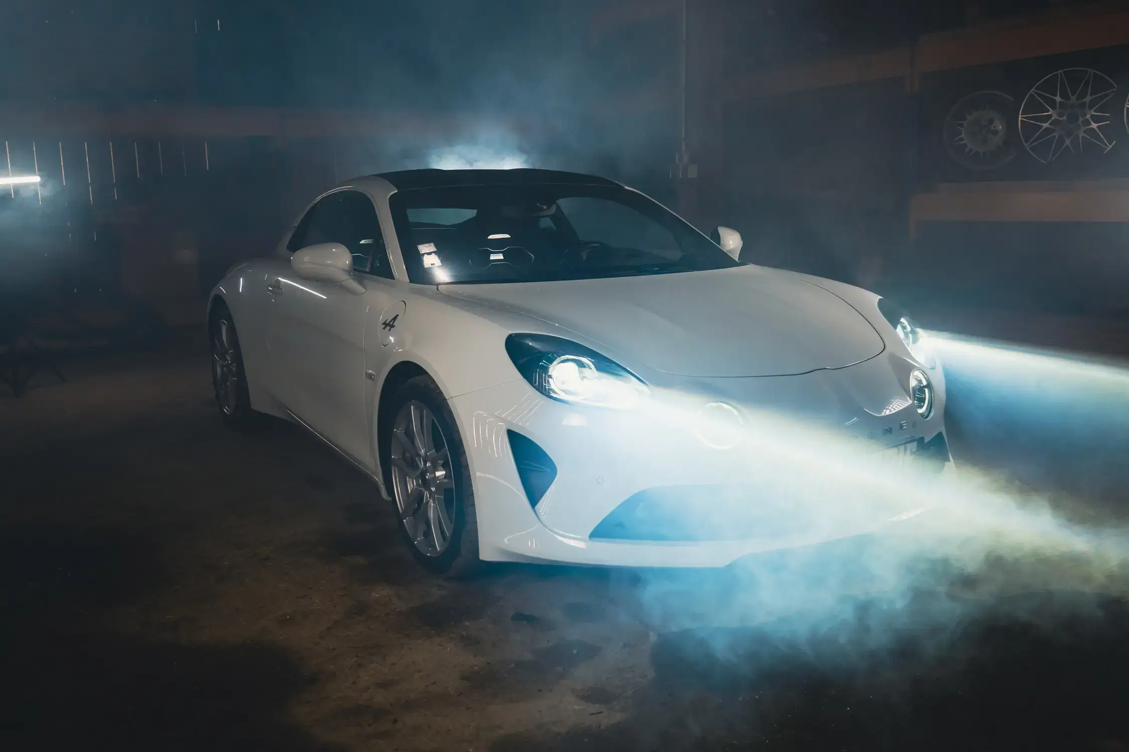 Jeu concours boiserie 20 voitures shiftech passage banc10 2250