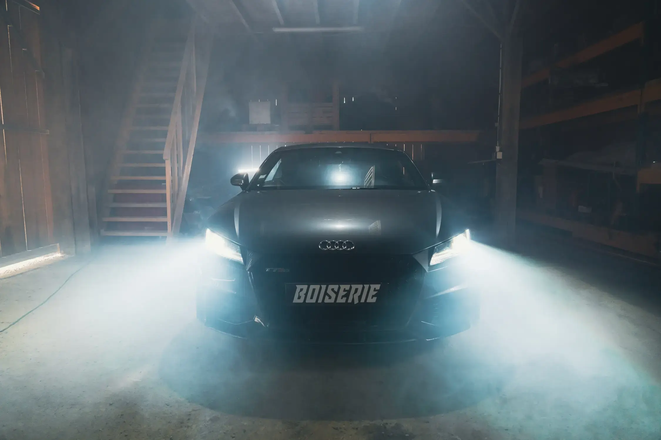 Jeu concours boiserie 20 voitures shiftech passage banc18 2250